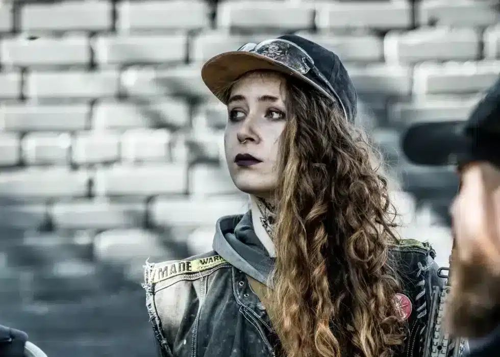 Aina Theede 1076x700